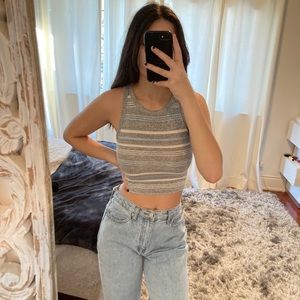 Aritzia- Wilfred Crop top